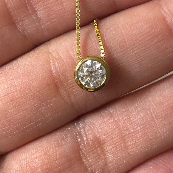 NEW .80 Carat Bezel Moissanite Diamond 18K Gold 925 Necklace - Picture 4 of 10